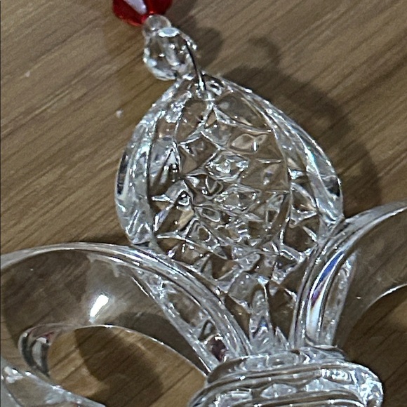 Waterford Crystal Fleur-de-Lis with Red Accent Ornament - Picture 9 of 16